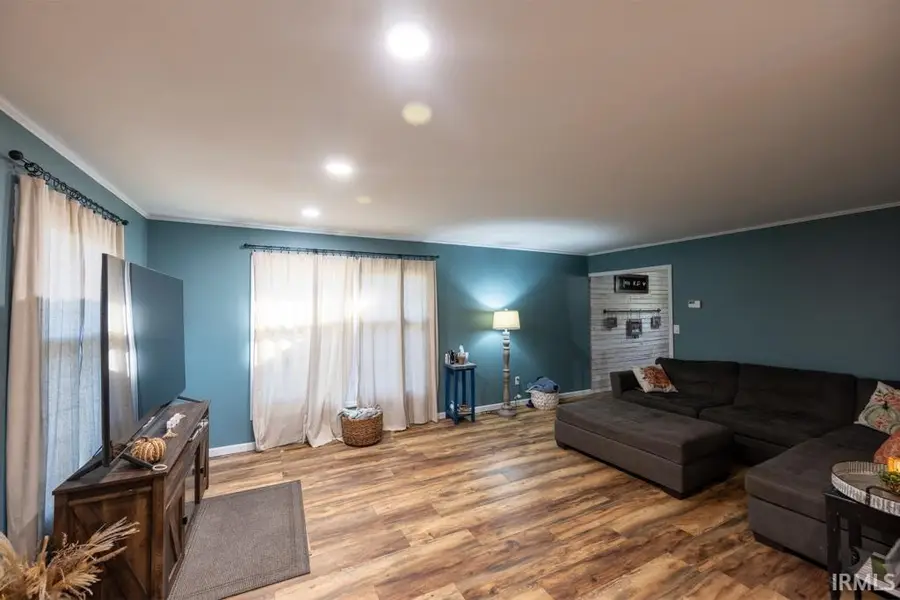 356 W Sandy Knoll Lane, Petersburg, IN 47567 - #3