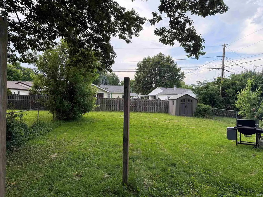 1109 E 32nd Street, Marion, IN 46953 - #2