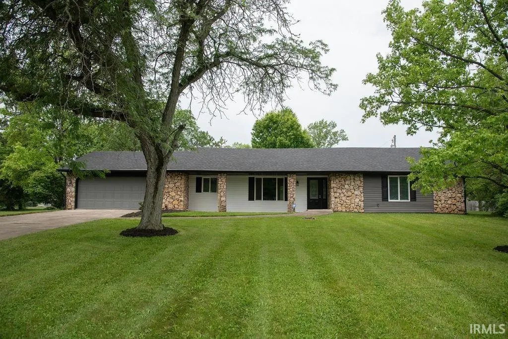 7501 Hamilton Drive, Muncie, IN 47303 - #1