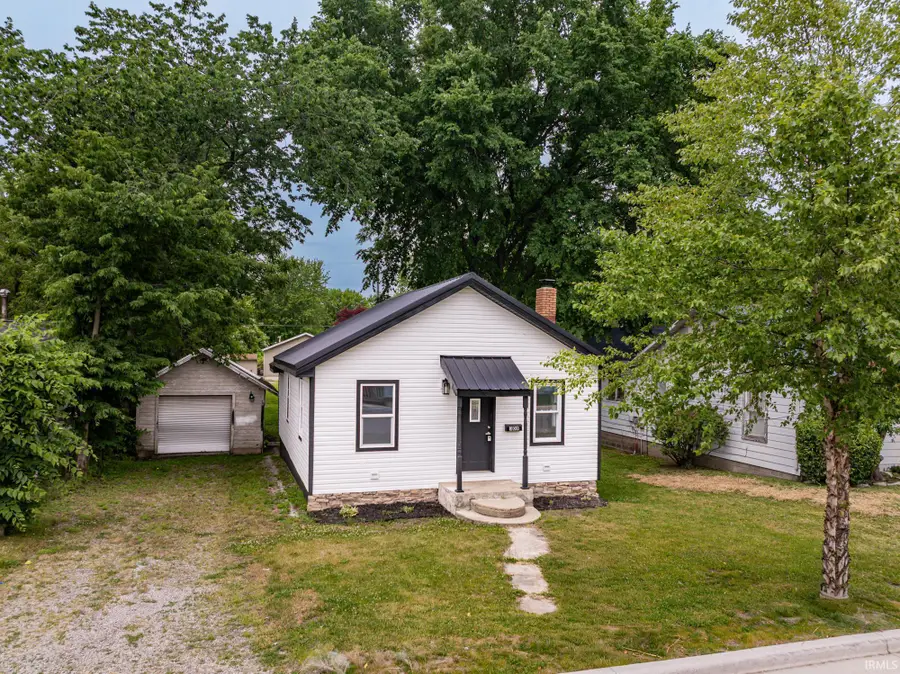 308 W Boston Street, Syracuse, IN 46567 - #2
