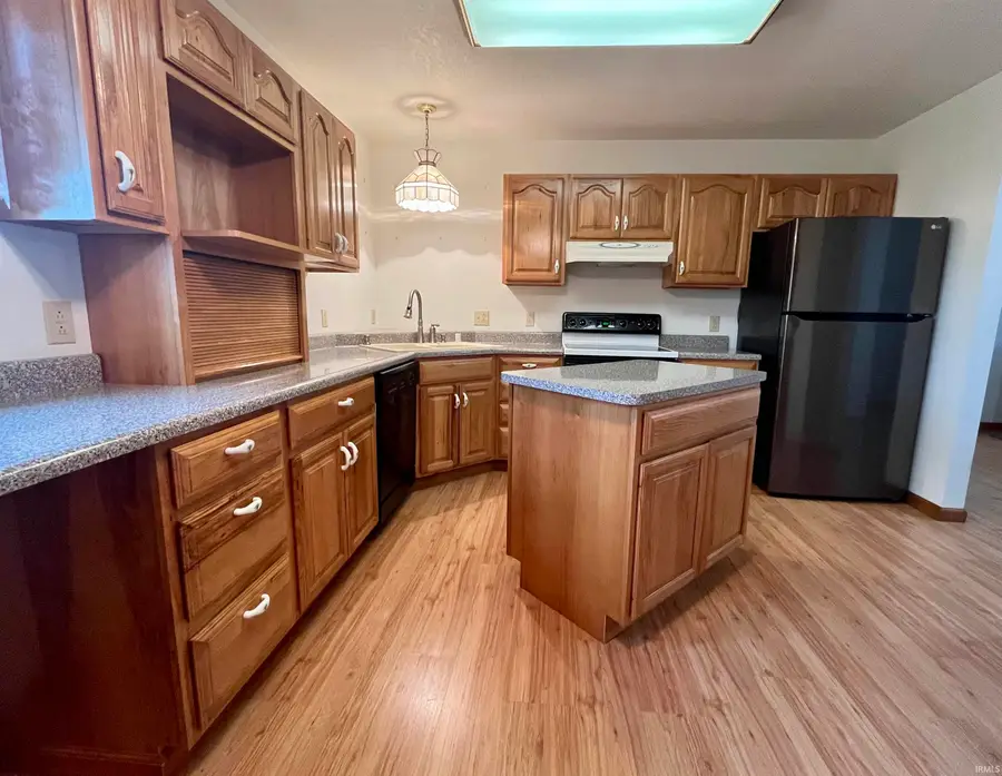 273 S 900 E, Marion, IN 46953 - #3