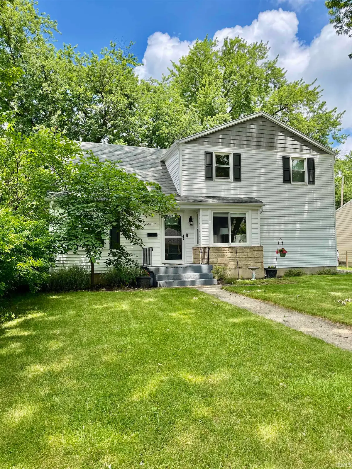 2407 Vance Avenue, Fort Wayne, IN 46805 - #1
