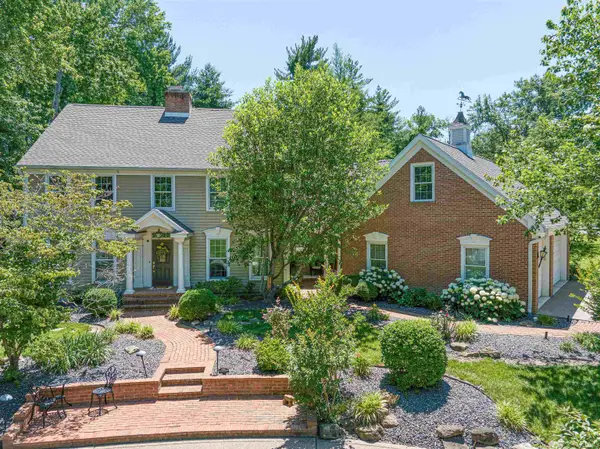 4001 Wood Castle Road, Evansville, IN 47711