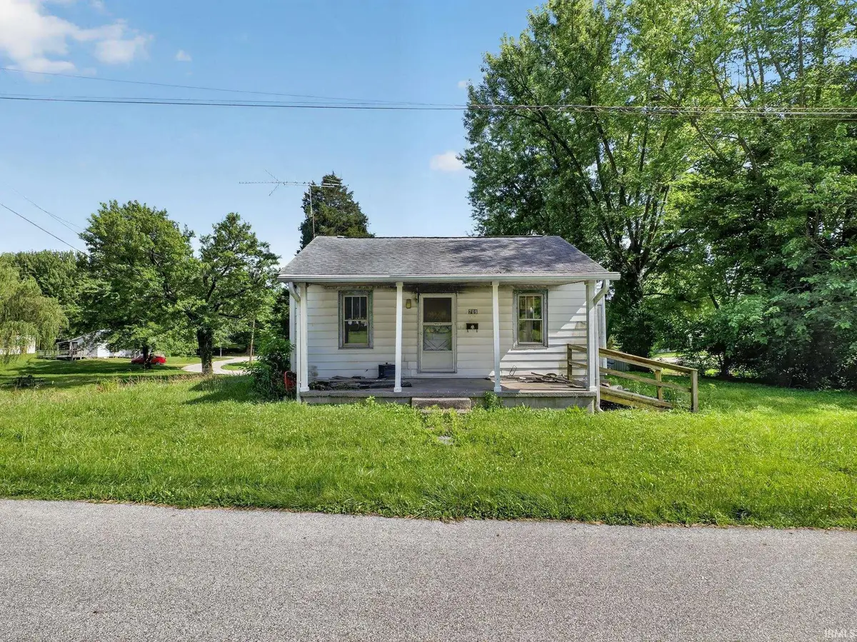 1709 E Sycamore Street, Petersburg, IN 47567 - #1