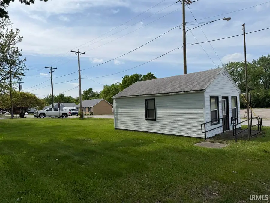 17820 Main Street, Zanesville, IN 46799 - #2