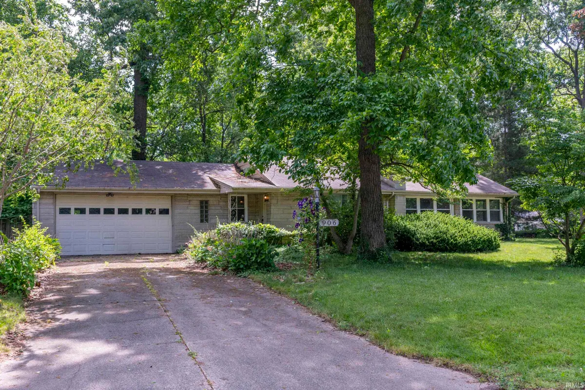 906 White Oak Drive, South Bend, IN 46617 - #1