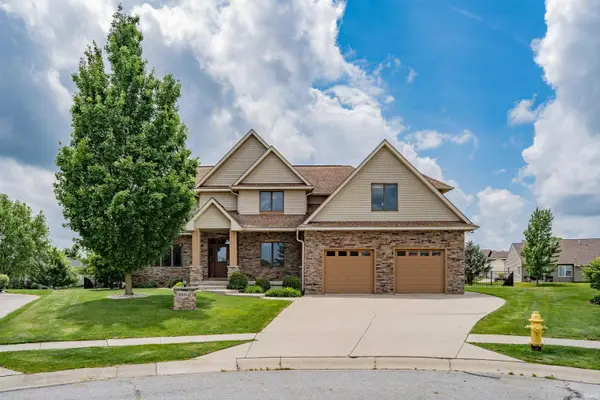 2002 Falcon Ridge Court, Fort Wayne, IN 46845