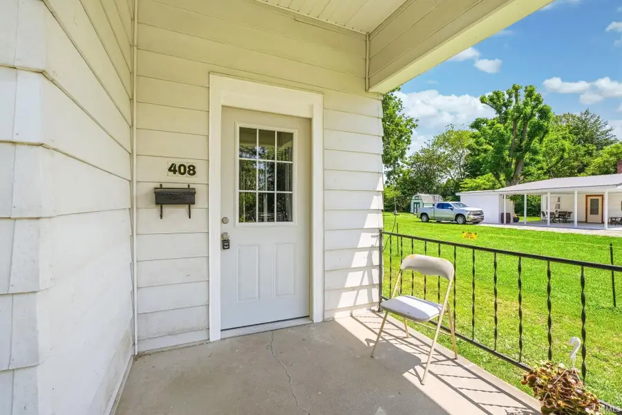 408 E Water Street, Princeton, IN 47670 - #2