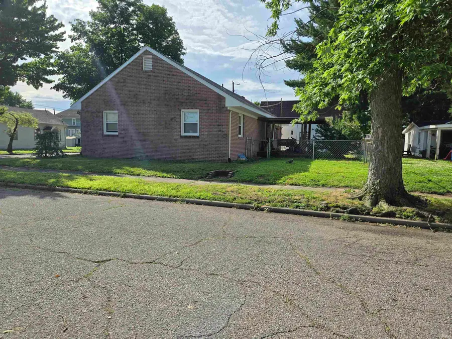 301 Dubois Street, Vincennes, IN 47591 - #2
