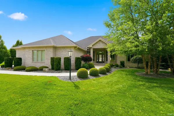 1504 N Legend Court, Muncie, IN 47304