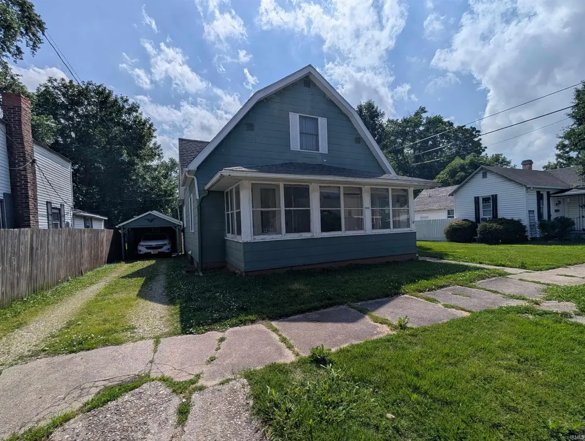 915 Prairie Street, Vincennes, IN 47591 - #1