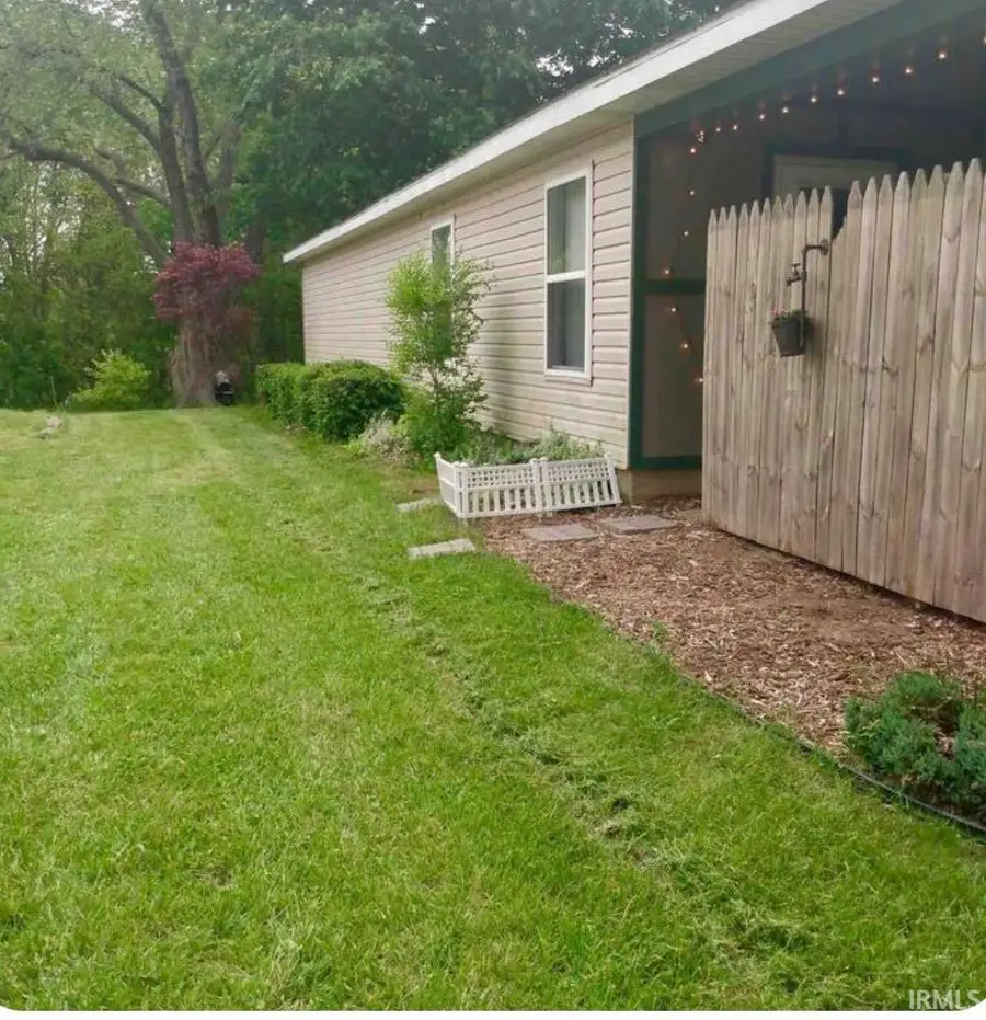 7850 S Wayne Street, Hamilton, IN 46742 - #2