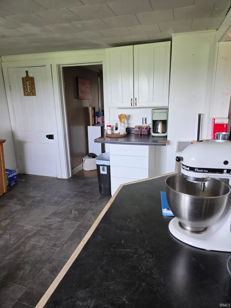 845 N Crowe Road, Bloomfield, IN 47424 - #2