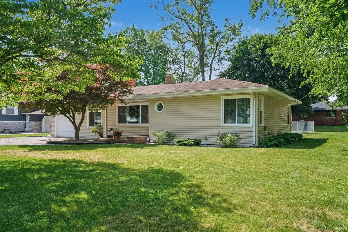 2919 Calumet Avenue, Elkhart, IN 46514 - #1