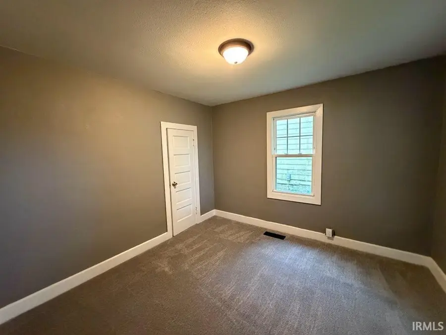 2214 S 19th Street, New Castle, IN 47362 - #2