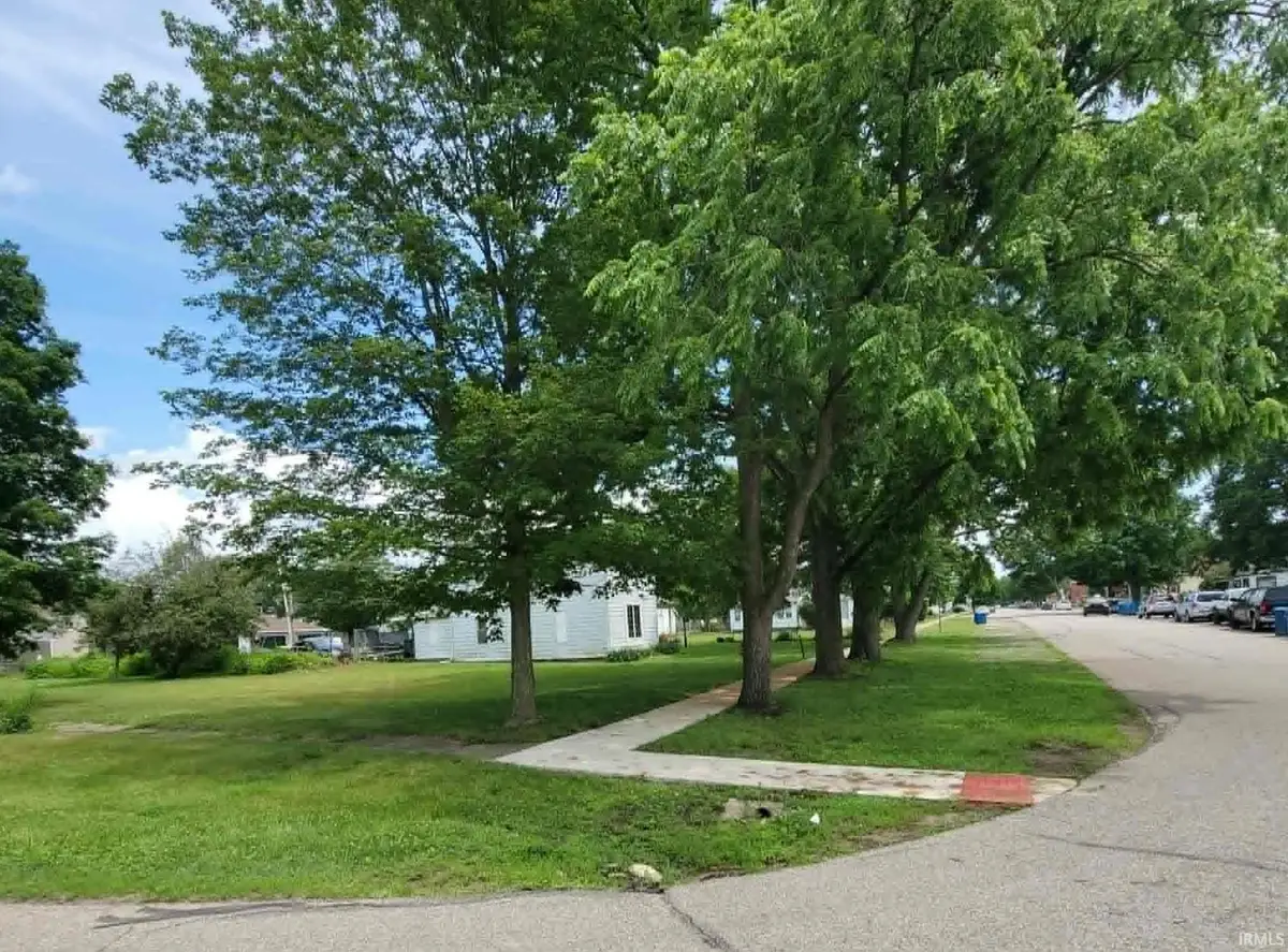 407 Kentucky Street, Walkerton, IN 46574 - #1