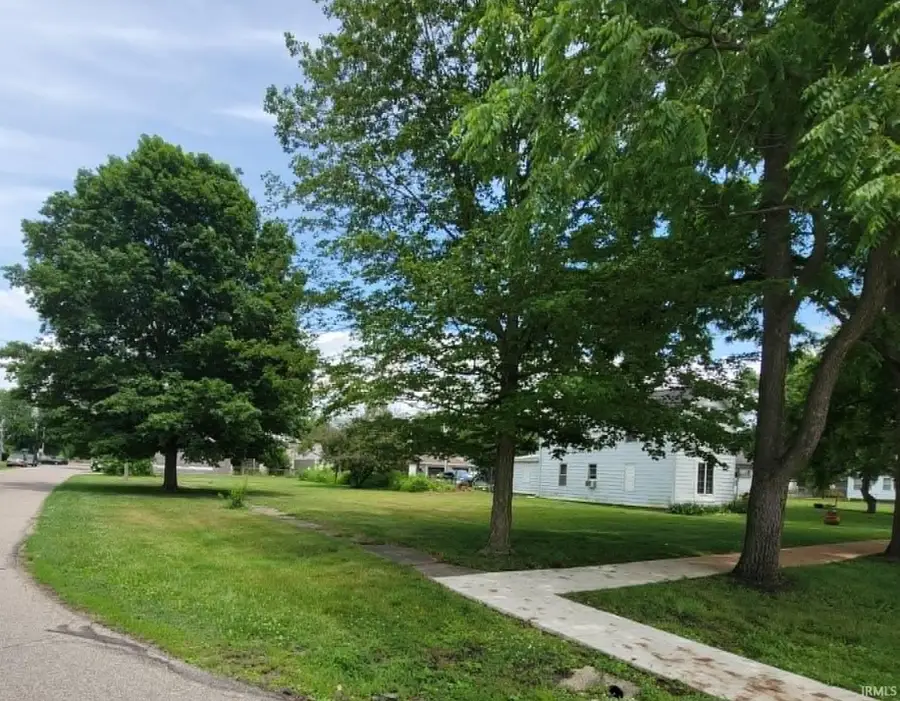 407 Kentucky Street, Walkerton, IN 46574 - #2