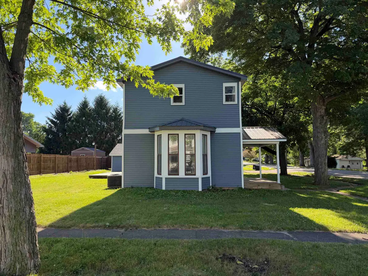 301 E Catherine Street, Milford, IN 46542 - #1