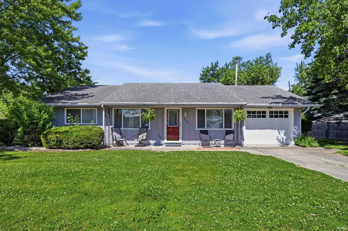 2805 N Belmont Drive, Muncie, IN 47304 - #1