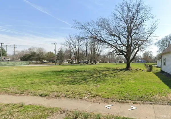 2423 Locust Street, Terre Haute, IN 47807