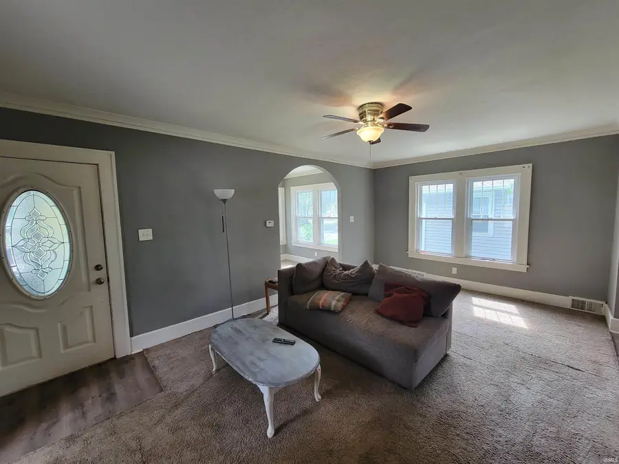 210 W 19th Street, Auburn, IN 46706 - #3