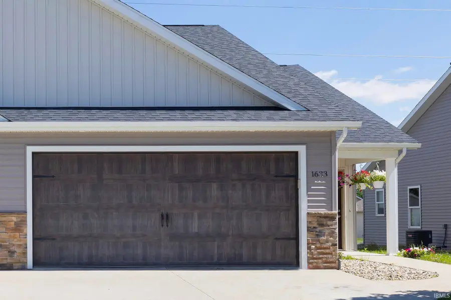 1633 Clover Creek Lane, Goshen, IN 46526 - #2