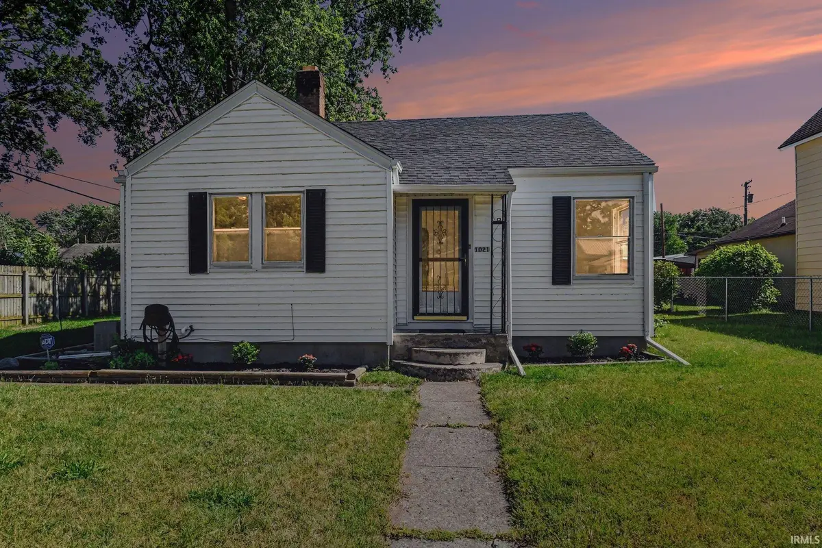 1021 Center Street, Elkhart, IN 46516 - #1