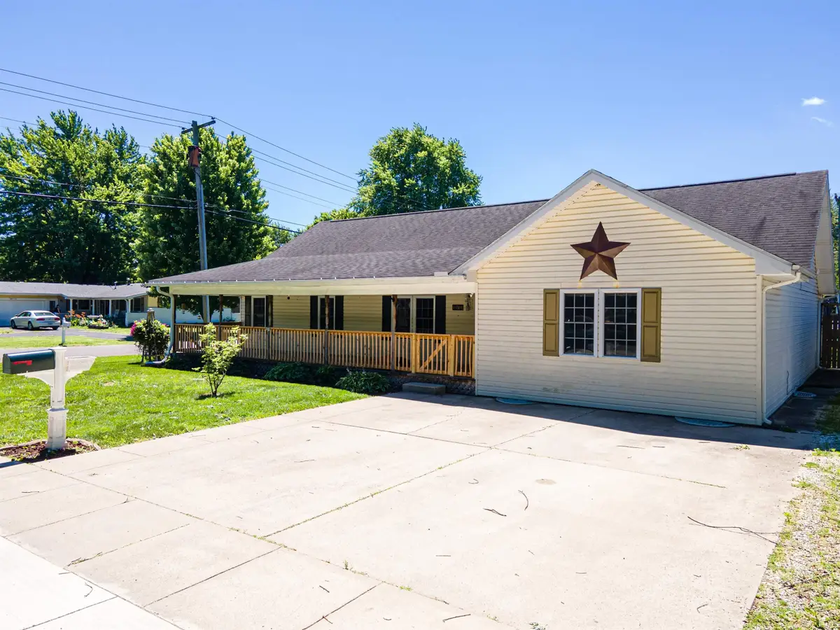 430 E South G Street, Gas City, IN 46933 - #1