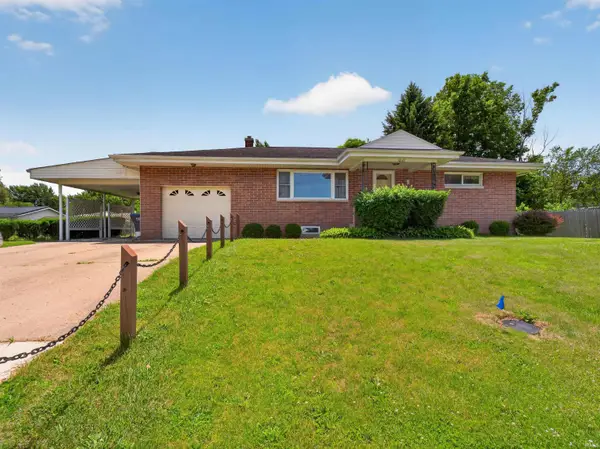 1216 E Sheridan Street, Warsaw, IN 46580