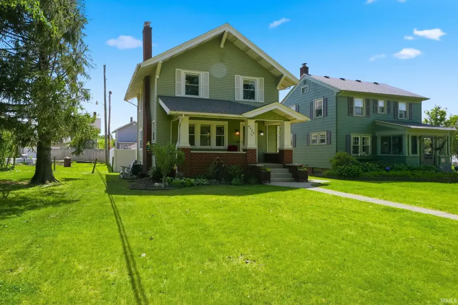 4425 Indiana Avenue, Fort Wayne, IN 46807 - #2
