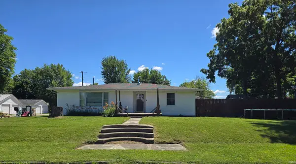 922 N Monroe Street, Hartford City, IN 47348
