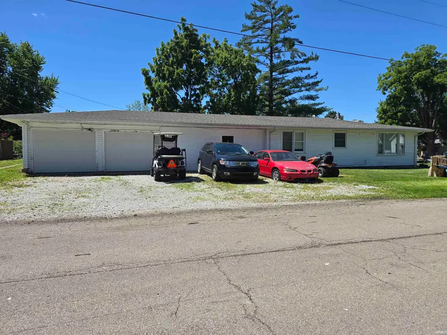 922 N Monroe Street, Hartford City, IN 47348 - #2