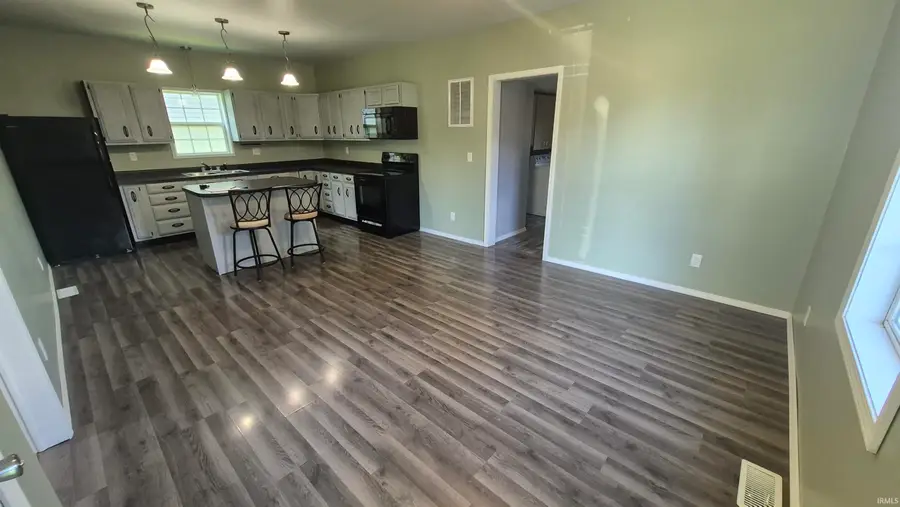 625 N Broadway, Albany, IN 47320 - #2