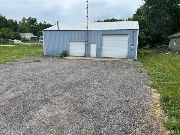 616 7th Street, Bedford, IN 47421