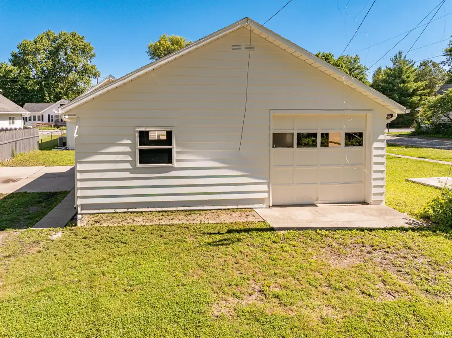 1707 W 8th Street, Anderson, IN 46016 - #3