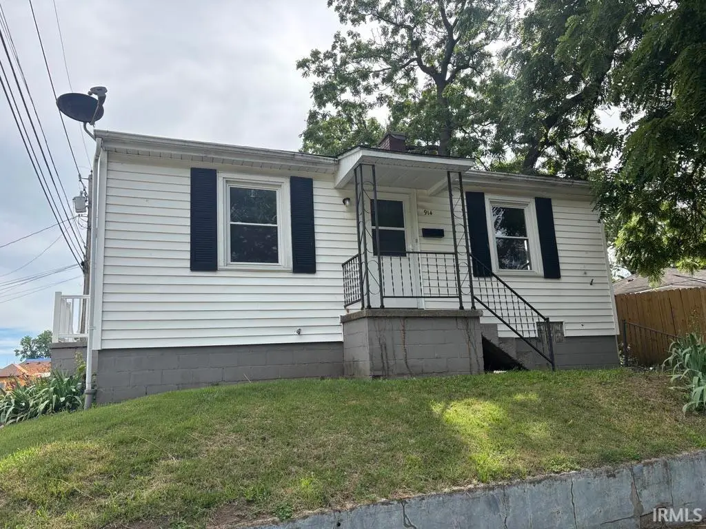 914 Bayou Street, Vincennes, IN 47591 - #1