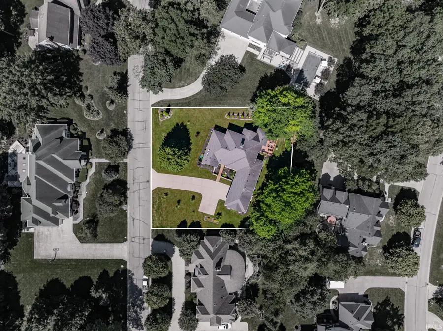 5204 W Pineridge Road, Muncie, IN 47304 - #2