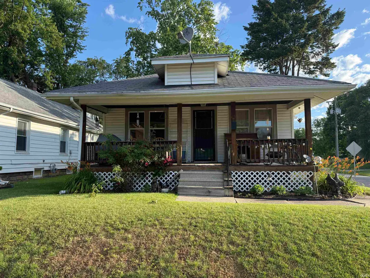 735 E Bowman Street, South Bend, IN 46613 - #1