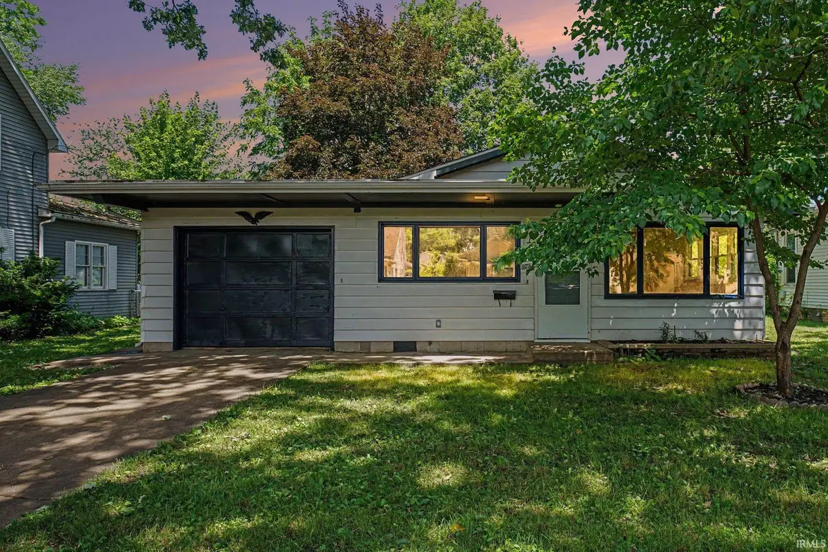 676 Milwaukee Avenue, Elkhart, IN 46514 - #1