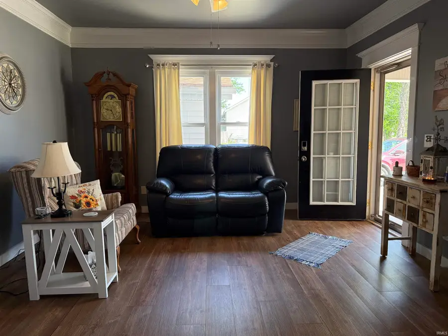 3113 Washington Ave, Bedford, IN 47421 - #3