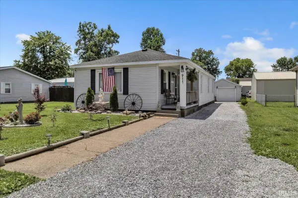 911 S Second Street, Boonville, IN 47601
