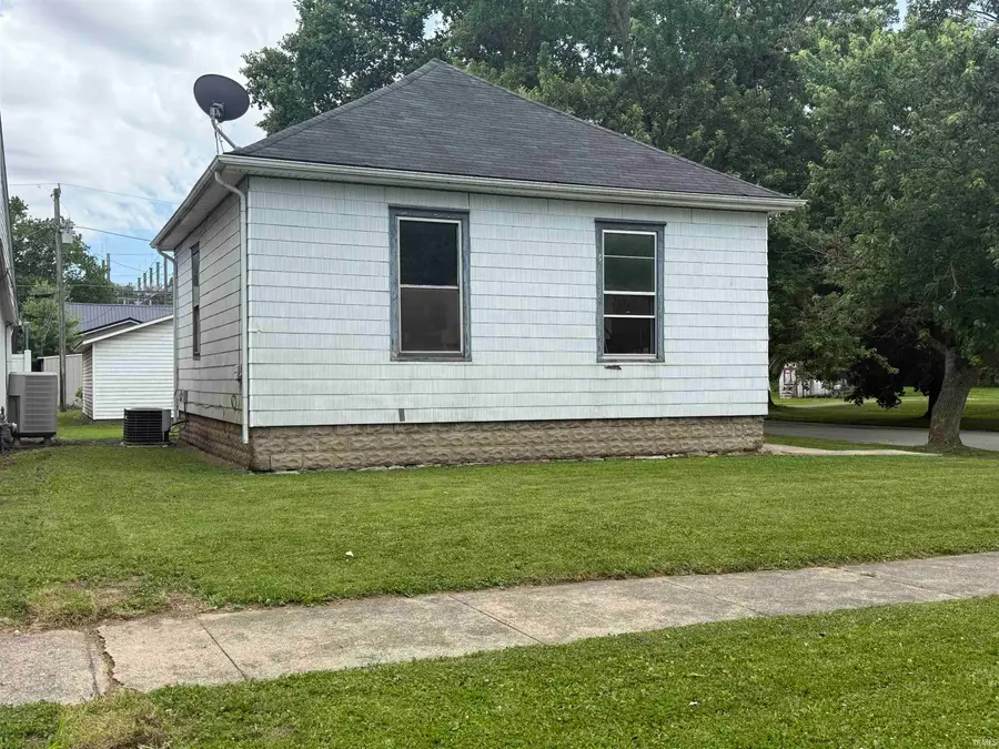 451 E 2nd Street, Peru, IN 46970 - #2
