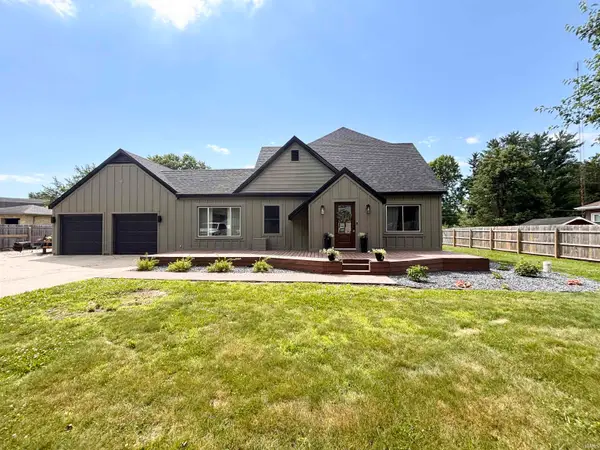 1105 Fisher Avenue, Warsaw, IN 46580