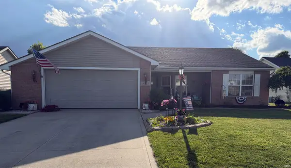 16101 Grand Willow Boulevard, Huntertown, IN 46748