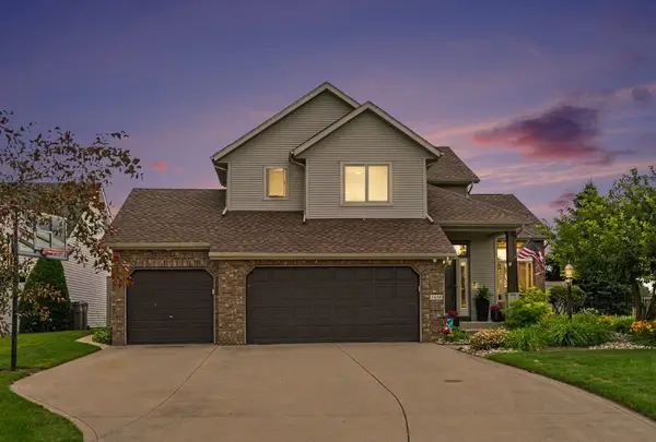 1479 Golf View Drive, Nappanee, IN 46550