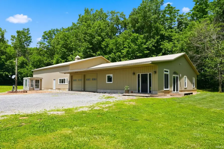6441 N 750 East Road, Churubusco, IN 46723 - #2