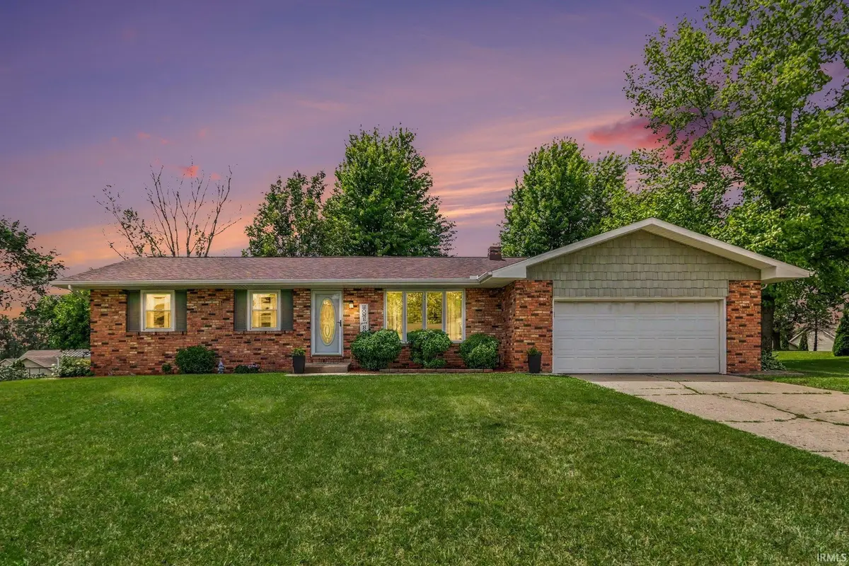 515 Sunset Lane, Middlebury, IN 46540 - #1