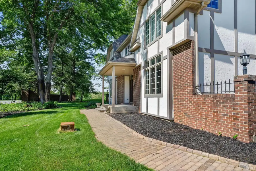51530 Clubhouse Drive, South Bend, IN 46628 - #2