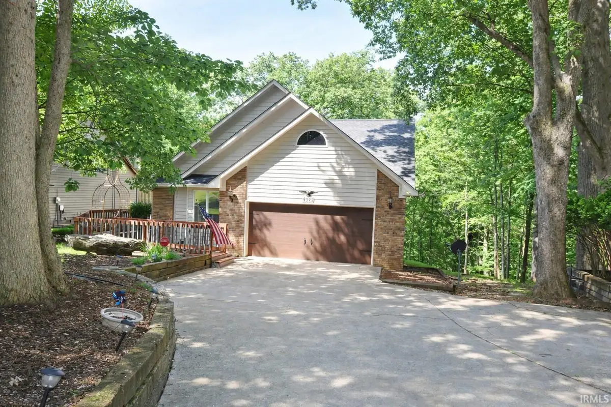 9392 S Harbour Pointe Drive, Bloomington, IN 47401 - #1