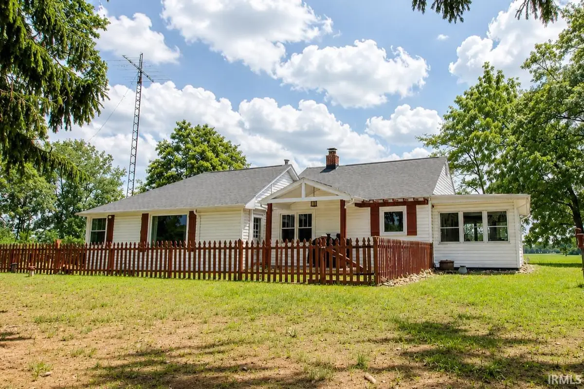 3915 W 200 N, Winamac, IN 46996 - #1